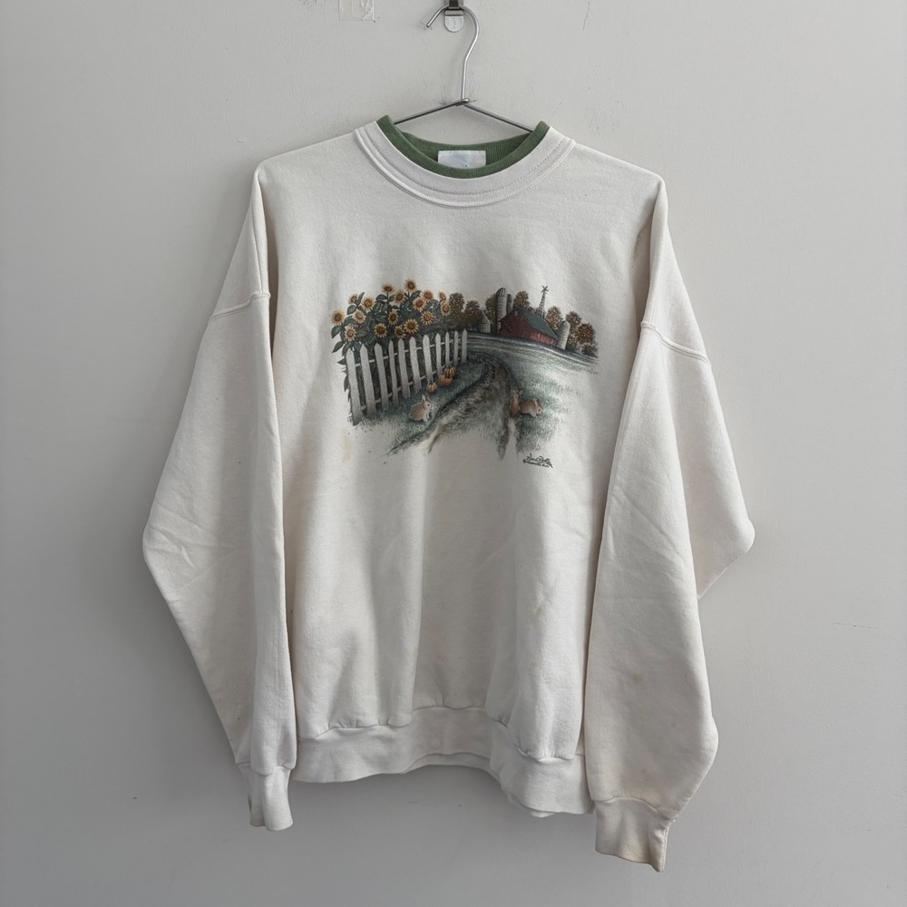 Morning Sun Vintage Farm Scene Graphic Sweatshirt White Green Ribbed Neck